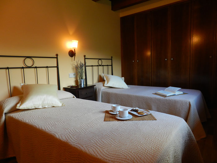 Apartamentos Rurales El Tossalet